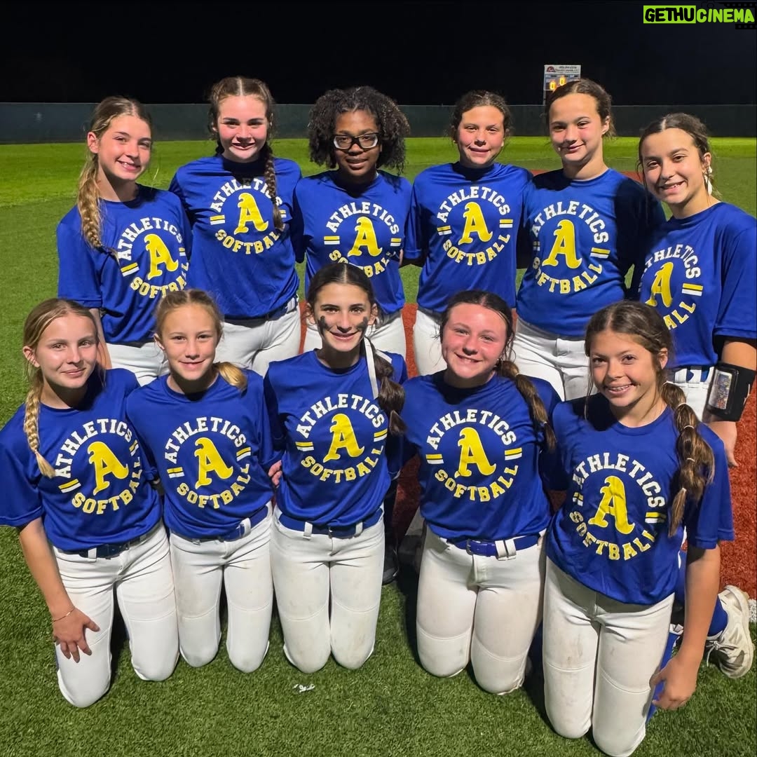 Jennie Finch - 4.5K Likes - Only team from Louisiana shows up and wins the whole thing! Laissez les bons temps rouler! 🥇🥎🌪️- Coach Kade
Most powerful thing I heard this wkd was from an opposing mama (in 20 hours at the fields), as her Coach continued to not be the most positive from his coaches box.
I had just told one of my players as we witnessed this players confidence deflate, “I just want to give her the biggest hug.”
Right then, her mom yells from the stands in her bold mama voice - YOU KNOW WHO YOU ARE!
I instantly was covered in chills and thanked God that she had her mama & her Mamas words.
Mamas -keep using your voice and declaring truth over our daughters. I pray my girls always know who they are and WHO’S they are! 🙏🏽
I needed this reminder too, as a Coach AND as a Mama. Lord, give me the heart, awareness, boldness, control, to use my voice to speak Your truth as I fall short at times too. Amen