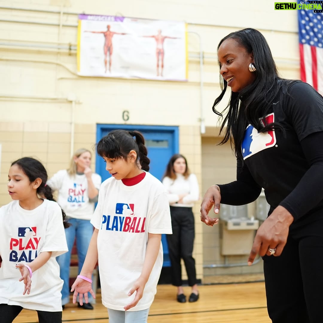 Jennie Finch - 5.5K Likes - We celebrated #NGWSD with our MLB Youth Ambassadors at P.S. 111 Adolph S. Ochs! 🌟
Thank you to the students & teachers for welcoming Jennie, Natasha, and our staff!