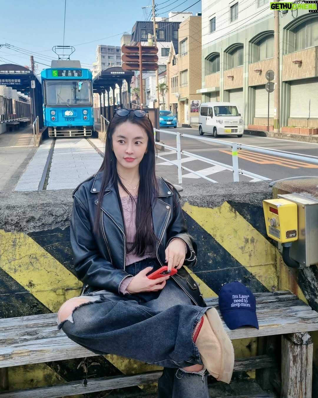 Jeong Yu-mi - 7.9K Likes - mimimi.