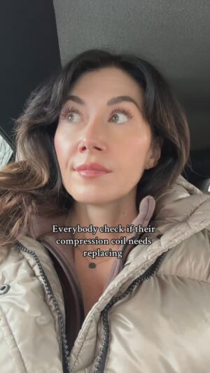 Jewel Staite Instagram - 😬👀

#firefly #bluesun