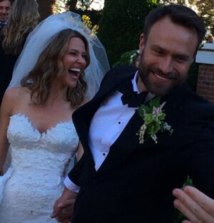 Jill Wagner Instagram - 💋 @urban_cimo #happyvalentinesday