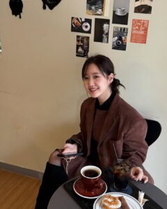 Actress Jin Ji-hee HD Photos and Wallpapers January 2025
