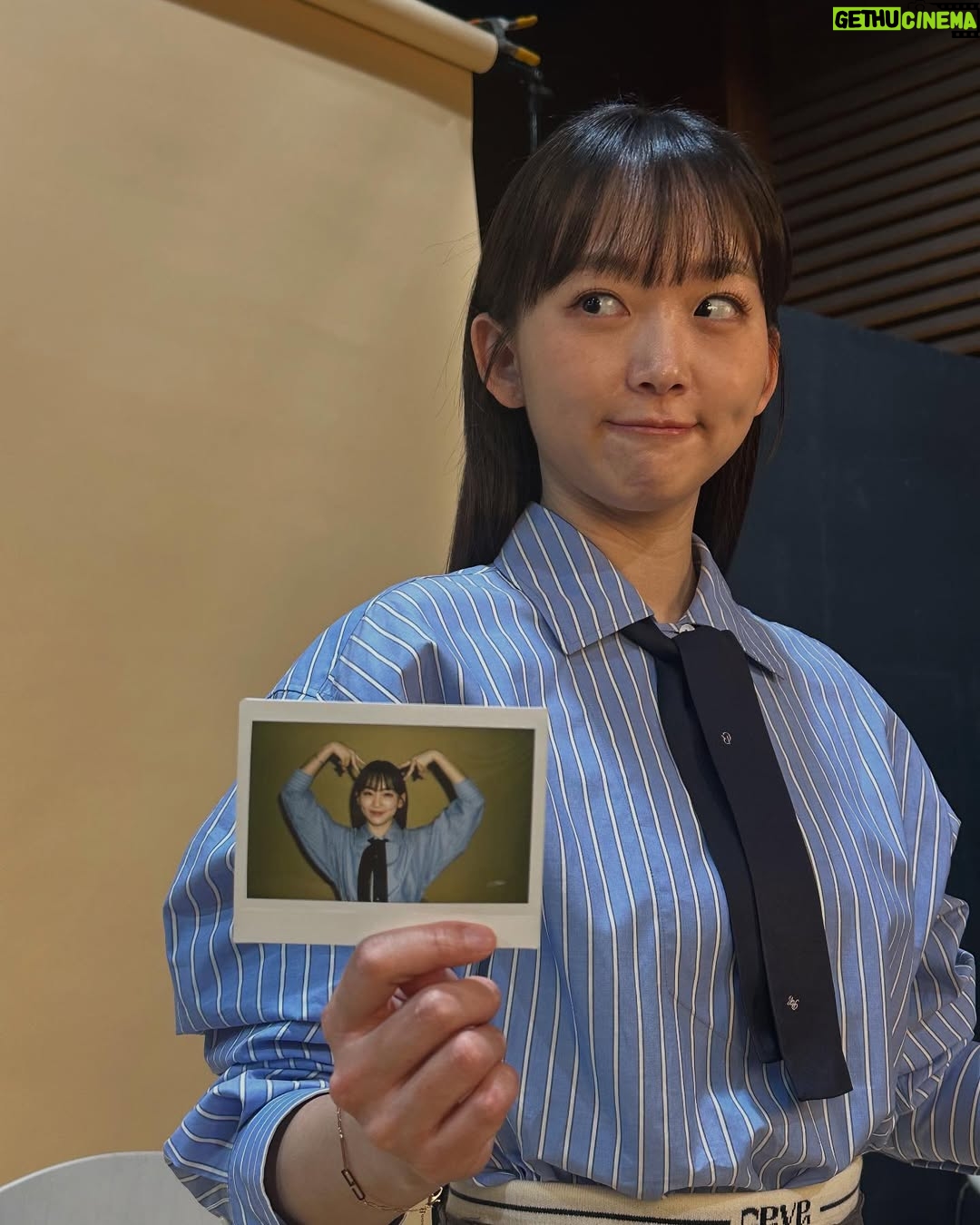 Jin Ki-joo - 175.6K Likes -
