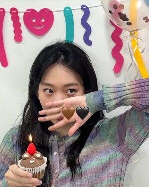 Jin Ki-joo Instagram - 