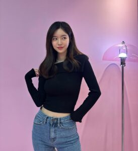 Actress Jin Se-yeon HD Photos and Wallpapers May 2025