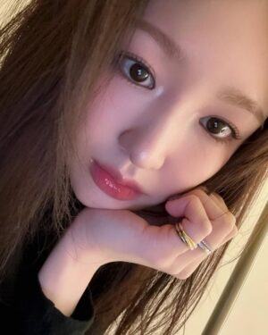 Jo Hye-joo Instagram - 2월 추위 조심하세요! 💗