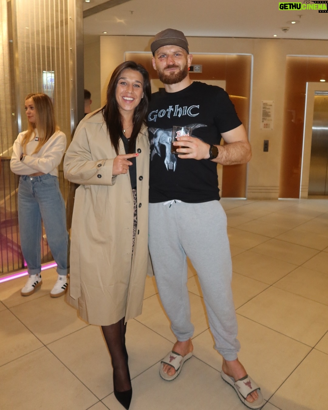 Joanna Jędrzejczyk - 27.5K Likes - about last night 🖤 @ufc
📸📸📸📸📸📸📸📸
UFC • UFC EUROPE • UFC FIGHTERS • LONDYN • LONDON
#ufcfightnight #ufclondon #ufcfighter #ufcfighters