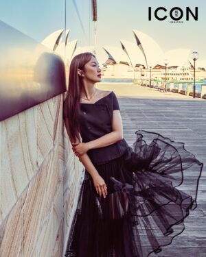 Joanne Peh Instagram - Two decades ago, Qi and I ventured to Sydney as colleagues on a travel supplement shoot. Last year, we returned to the city that holds so many memories, as a married couple celebrating our 10th anniversary. Reflecting on our journey together during an extensive interview with @sylvesterng was truly special. The chemistry we found with @jtjeremymimi and @marklawphotography helped us capture these poignant, filmic moments that I will treasure for years to come. It’s a beautiful full circle. Thank you @iconsingapore. The magazine is out now! 💜 🌿💫 #AnniversaryReflections