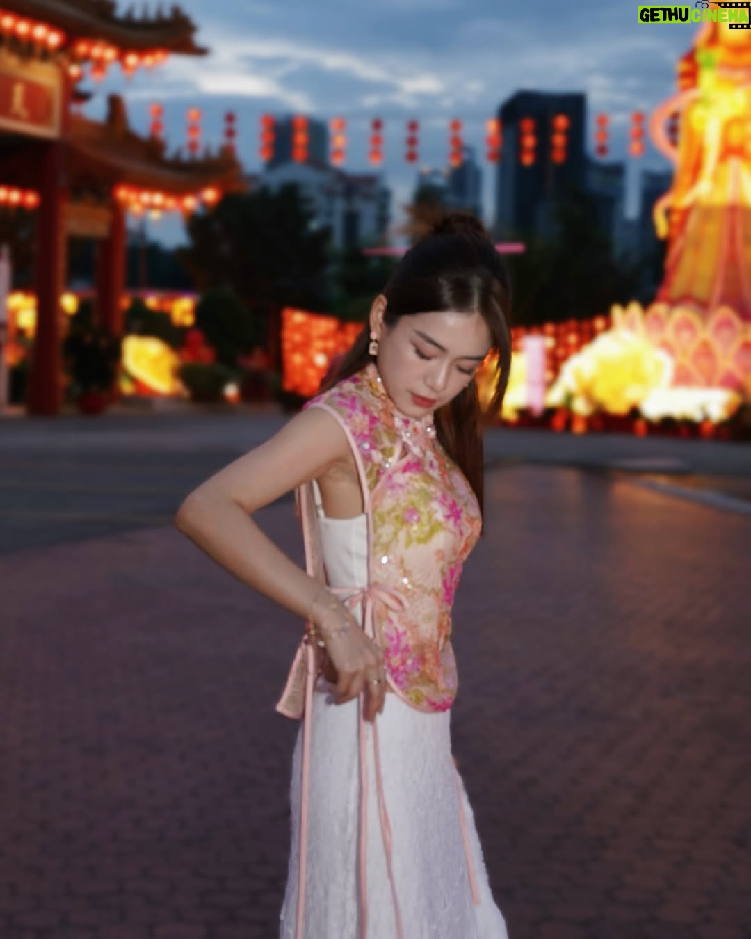 Joey Leong - 10.1K Likes - 元宵快乐 🍊
願
心中有光 未來可期
安康 圓滿
