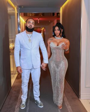 Joseline Hernandez Instagram - I never went back to the strip club 
And the Man that makes my greatest hits is fine as he can be! I'm like Mama D Bishh I deserve! Our New Single release party in New York went like this 🔥😅🥰😘🤑💰 #ny DID YOU EVER REALLY Love me 😝 go download (I LIKE THE WAY YOU ARE) available in all platforms