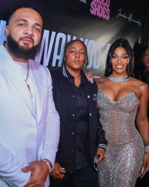 Joseline Hernandez Instagram - I never went back to the strip club 
And the Man that makes my greatest hits is fine as he can be! I'm like Mama D Bishh I deserve! Our New Single release party in New York went like this 🔥😅🥰😘🤑💰 #ny DID YOU EVER REALLY Love me 😝 go download (I LIKE THE WAY YOU ARE) available in all platforms