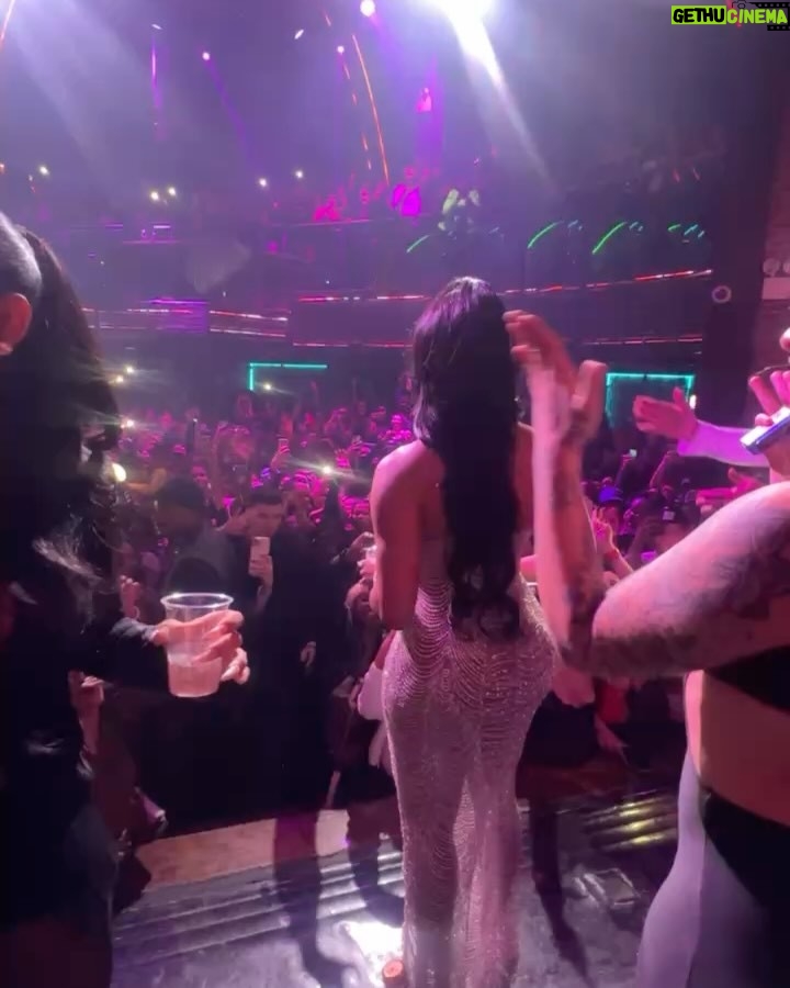 Joseline Hernandez - 180.3K Likes - I never went back to the strip club
And the Man that makes my greatest hits is fine as he can be! I'm like Mama D Bishh I deserve! Our New Single release party in New York went like this π₯π
π₯°ππ€π° #ny DID YOU EVER REALLY Love me π go download (I LIKE THE WAY YOU ARE) available in all platforms
