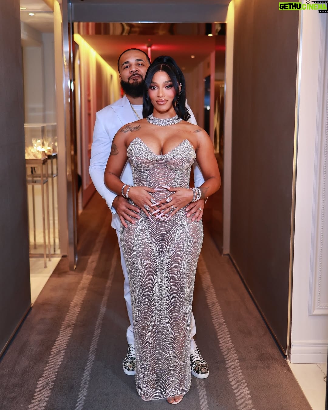 Joseline Hernandez - 180.3K Likes - I never went back to the strip club
And the Man that makes my greatest hits is fine as he can be! I'm like Mama D Bishh I deserve! Our New Single release party in New York went like this π₯π
π₯°ππ€π° #ny DID YOU EVER REALLY Love me π go download (I LIKE THE WAY YOU ARE) available in all platforms
