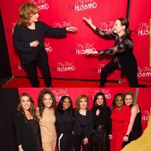 Joy Behar Instagram - Looking back on opening night ♥️

📷: @dannybristollphoto