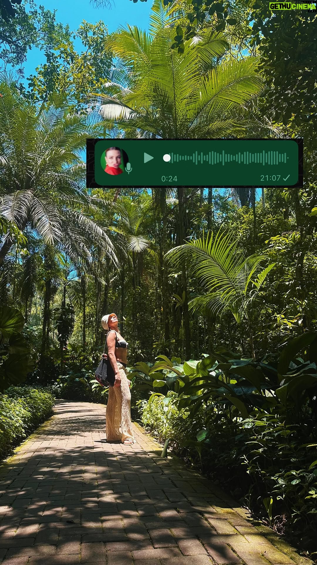 Julia Foti - 4.9K Likes - esses áudios só melhoram!!
OBRIGADA!!
#audio #desimportância #insignificância #motivacionais #whatsapp #amizade