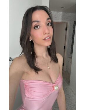 Julia Macchio Instagram - Cobra Kai Finale Premiere! 🩷✨
What a blessing and a joy this entire ride has been. 
I am so inspired by everyone involved in this big, beautiful karate family. 
The last 5 episodes are out on Netflix now. 
I hope you enjoy and feel all of the love that went into making them! 🫶🥹

Dress: @shanishemerswimwear 
Hair: @neilweisberg @mechesalonla 
Makeup: me