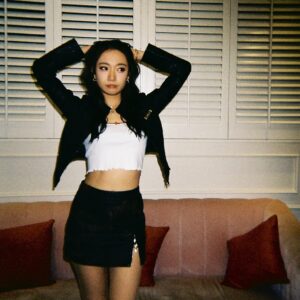 Julia Wu Instagram - The other week 🎧ྀི♪⋆.✮
新年快樂的一些日常
#啾ㄟ五欸某欸
