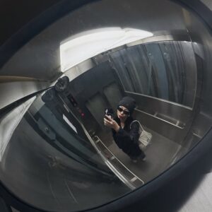 Julia Wu Instagram - The other week 🎧ྀི♪⋆.✮
新年快樂的一些日常
#啾ㄟ五欸某欸