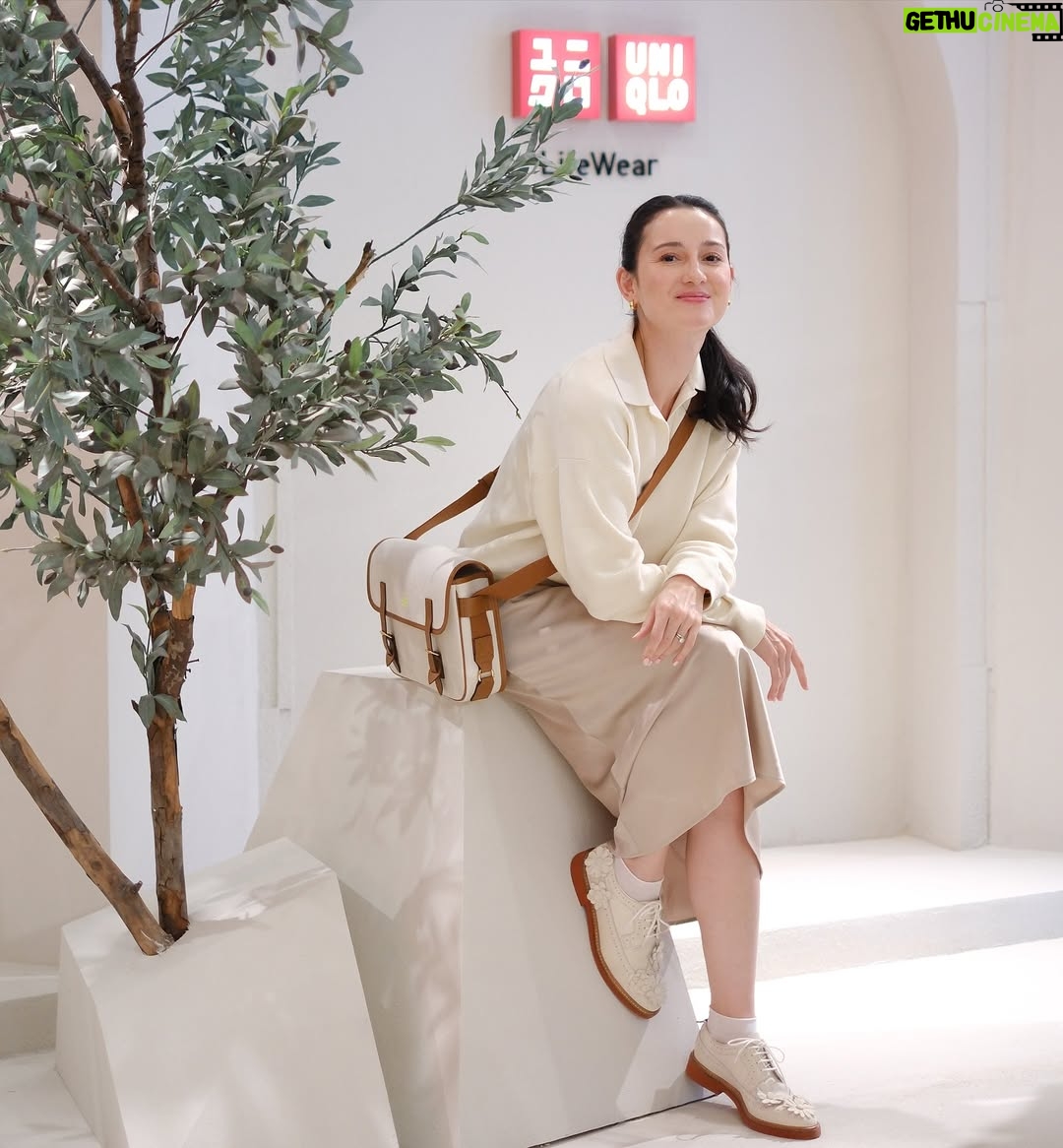 Julie Estelle - 13.3K Likes - Last Friday’s fun visiting the UNIQLO 2025 Spring/Summer Season Preview for the very first time. The entire collection feels fresh, elevates new looks and trends, and I’m totally in love with the silhouettes and their newest pieces!
You can shop the latest collection at UNIQLO now. And don’t forget to visit the UNIQLO 2025 Spring/Summer Season Preview at the Main Atrium, Senayan City, until February 2, 2025!
#Uniqlo25SS