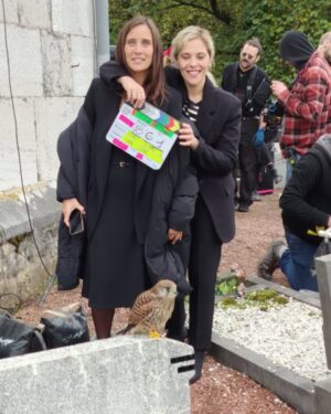 Julie de Bona Instagram - Une année 2024 bien remplie de joie, de trac, de rencontres, d’adrénaline, de nouvelles aventures passionnantes, de prises de risque, de partage, de fierté, d’amour et d’amitié. 
On a toujours envie de se souvenirs des bons moments meme si il y a aussi eu des peines, de déceptions, des blessures et des moments plus difficiles 
Regardons le verre à moitié plein et avançons avec confiance dans 2025 
Je vous souhaite une belle année 2025