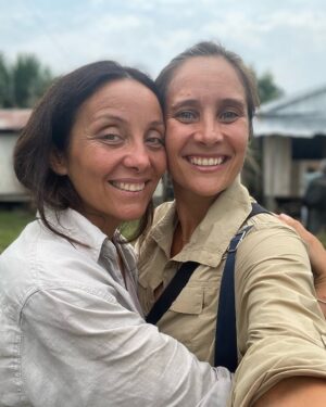 Julie de Bona Instagram - Une année 2024 bien remplie de joie, de trac, de rencontres, d’adrénaline, de nouvelles aventures passionnantes, de prises de risque, de partage, de fierté, d’amour et d’amitié. 
On a toujours envie de se souvenirs des bons moments meme si il y a aussi eu des peines, de déceptions, des blessures et des moments plus difficiles 
Regardons le verre à moitié plein et avançons avec confiance dans 2025 
Je vous souhaite une belle année 2025