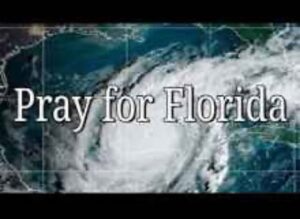 Jullye Giliberti Instagram - #huracan #milton @fdelrincon & @doblmike #prayforflorida