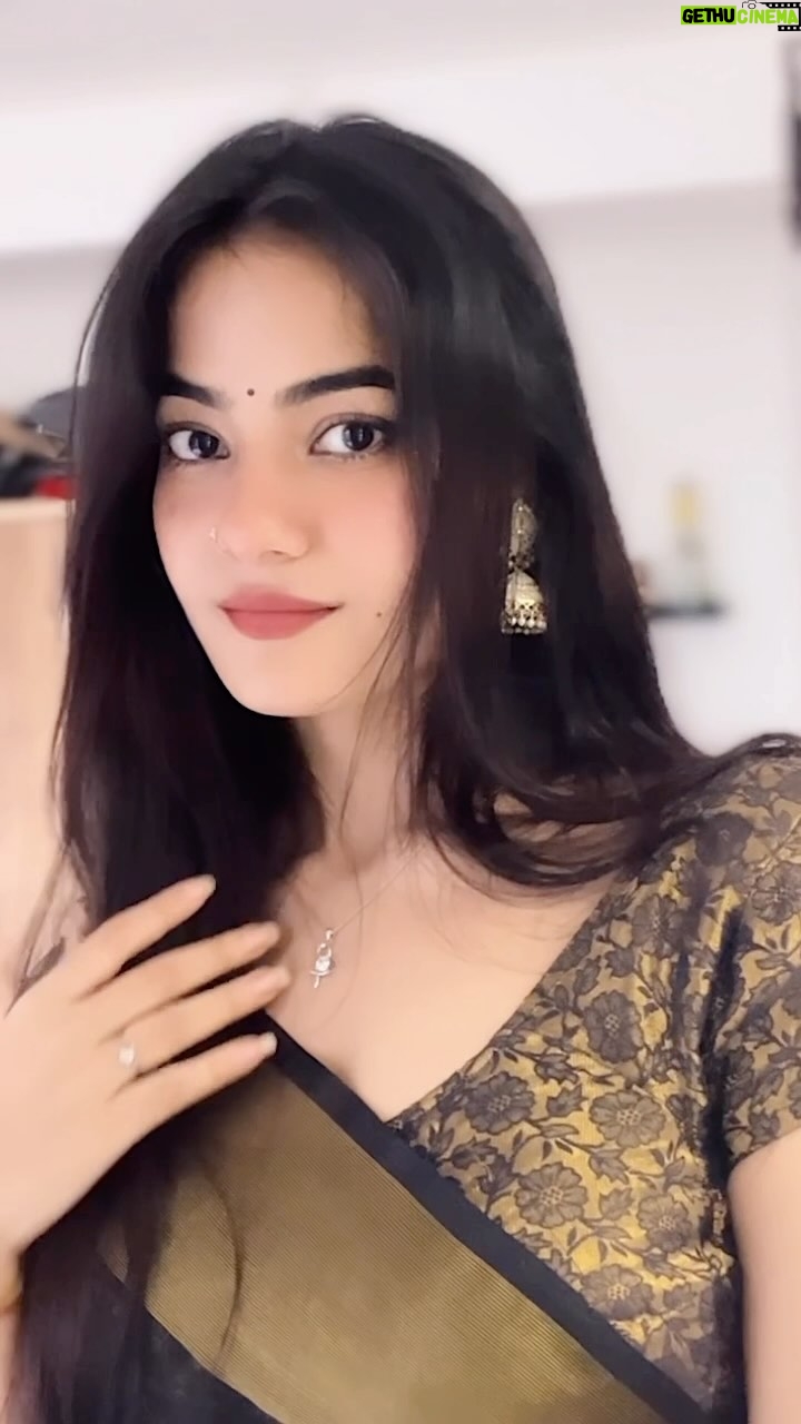 Kajal Sharma - 19.6K Likes - 👀🖤
.
.
.
.
.
.
.
#reels #explore #fyp #reelitfeelit #reelsinstagram #trending #favsong #bollywood