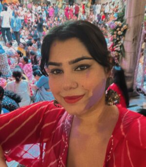 Kanisha Malhotra Instagram - So, Holi 2025 was nothing short of magical—went to Iskon, ate good food & celebrated with my loved ones! Truly felt like Radha today. 🎨💖🙏

#Holi #Holi2025 #2025 #Hindufestival #iskon #iskontemple #radha #krishna #radhakrishna #krishnaholi