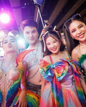 Kanticha Chumma Instagram - 🏳️‍🌈 Celebrate Love 🏳️‍🌈
❤️🩷🧡💛💚💜

#EMSPHERE #EMWONDER #LOVEPRIDEPARADE #LOVEPRIDEPARTY #EMDISCTRICT