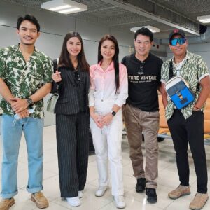 Kaothip Tidadin Instagram - ไปงานพะเยา กันเด้อจ้า 😍🎤 

คืนนี้ พบกันที่ วัดปางมดแดง อ. เชียงคำ จ. พะเยา นะคะ

#ข้าวทิพย์ธิดาดิน
#kaothiptidadin