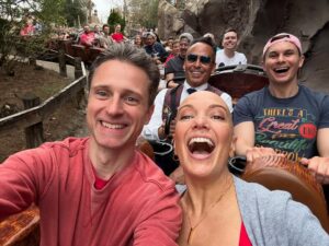 Kara Lindsay Instagram - Thank you Disney 🥹🙌 
Oh man I needed that.