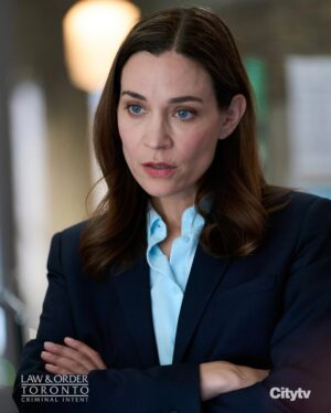 Karen Robinson Instagram - See you tonight. 

Watch an all-new episode of #LawandOrderToronto #CriminalIntent at 10/9c on @city_tv, or stream it on Citytv 