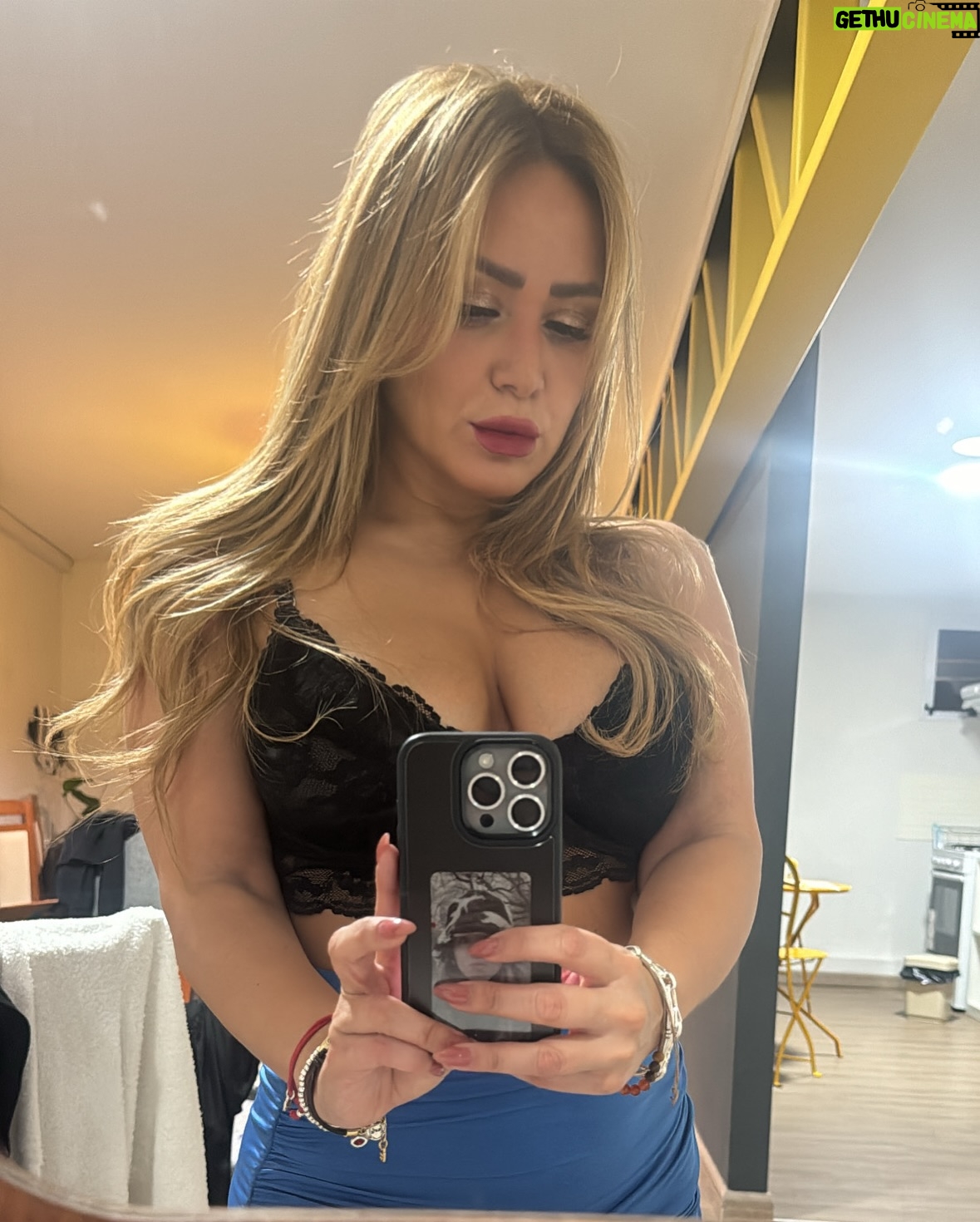Karina 'La Princesita' - 159.7K Likes - Pre show del finde