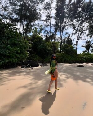 Karthika Muralidharan Instagram - Can you tell she misses the beach and her pink swimsuit