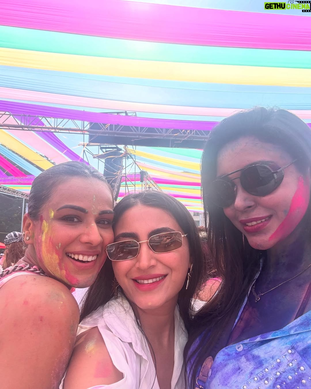 Katie Iqbal - 500 Likes - Holi #2025 🌈
