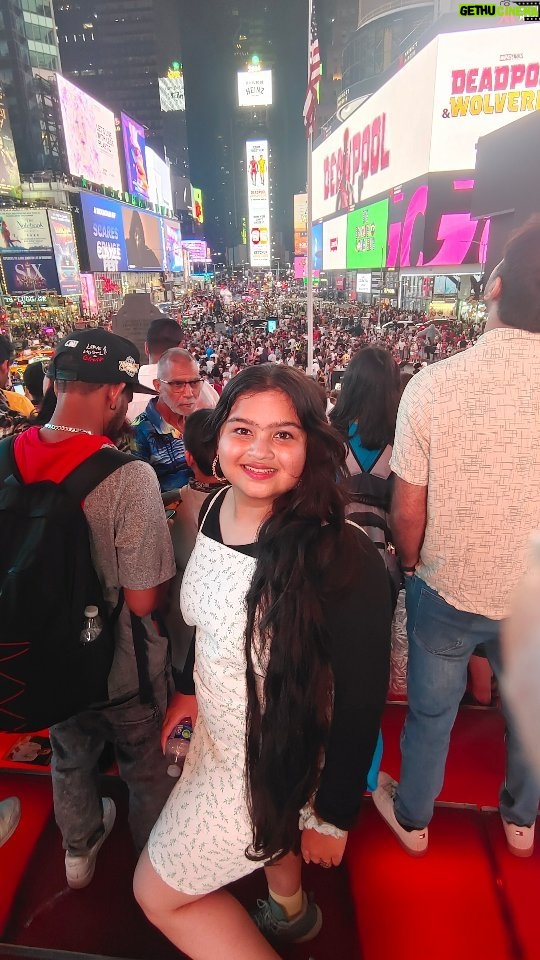 Kavya Ramani - 103 Likes - Time square Saturday night #newyork #timessquare #saturaynight #weekend #dreamplace #enjoyinglife💯 #traveler #usa #travelblogger #thankyouuniverse ❤️#