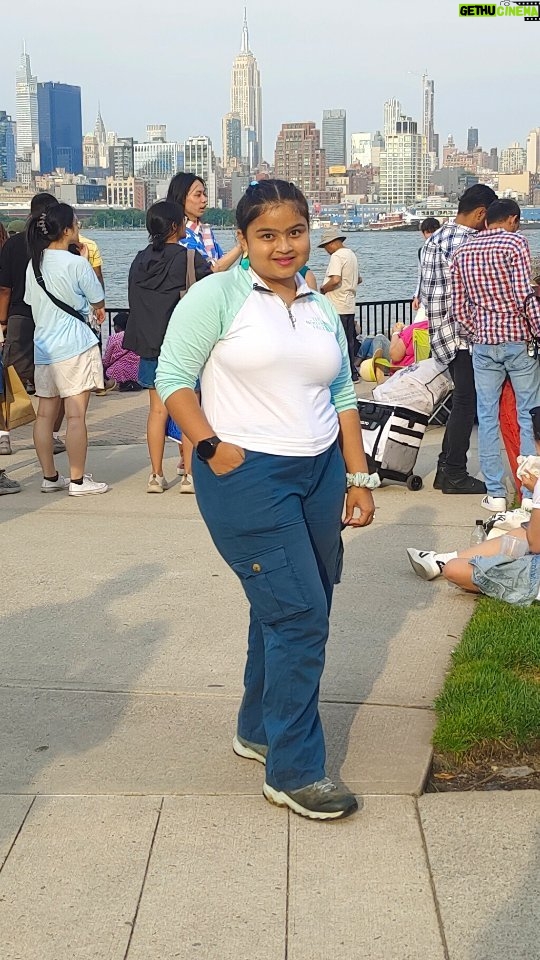 Kavya Ramani - 99 Likes - Enjoying the festival of the USA at the riverfront with the millions of Americans #enjoyingtraveling #travelblogger #festivevibes #intheusa🇺🇸 #naturelovers