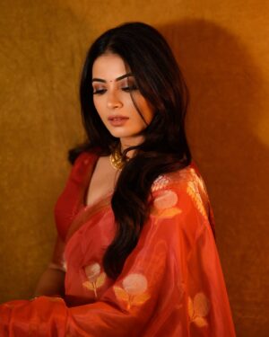 Kavya Shetty Instagram - Worth the wait 💋

Jewellery @navrathan1954 ✨