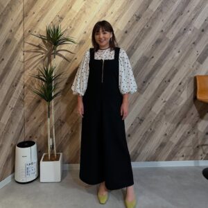 Kayo Noro Instagram - 衣装様たちです🙋🏻‍♀️🙇🏻‍♀️🙇🏻‍♀️🙇🏻‍♀️🙇🏻‍♀️🙇🏻‍♀️
・
・
①
gillet @designnworks_ladies_official
shirt with bustier @nanouniverse_official
pants @micaanddeal_official
shoes @kanematsu_official
jewelry @cocoshnik_official
・
・
②③
coat @qualite_official
knit @cadune_official
bustier @mystrada_official
pants @arpege_story
gurkha sandal @tsurubymarikooikawa
pierce,blacelet @unoaerre_japan
ring @zuttoholic 
・
④
denim jacket @arpege_story
knit @designnworks_ladies_official
pants @demiluxebeams
sneakers @ugg
ring @artidaoud
・
⑤
one piece @ @freada_official, @freaksstore_official
sneakers @ugg
earrings,ring @lucasjacklondon
・
⑥
vest,pants @abahousemavie
pullover @ships_women_official
pumps @daianashoespress
pierce,ring @zurtoholic
blacelet @unoaerre_japan
・
⑦
blouse @ships_women_official
pants @arpege_story
pumps @tsurubymarikooikawa
pierce @unoaerre_japan
blacelet,ring @zuttoholic
・
⑧⑨
knit @demiluxebeams
skirt @freada_official, @freaksstore_official
boots @steppi_official
jewelry @unoaerre_japan
・
⑩
knit @cadune_official
pants @designnworks_ladies_official
shoes @tsurubymarikooikawa
pierce @zuttoholic
blacelet,ring @unoaerre_japan
・
・
⑪
knit ,skirt @jusglitty_official
boots @tsurubymarikooikawa
jewelry @unoaerre_japan
・
・
⑫
knit @micaanddeal_official
skirt @arpege_story
boots @zara
ring @artidaoud
・
・
⑬
jacket,knit setup @cadune_official
boots @kanematsu_official
jewelry @unoaerre_japan
・
・
⑭
camisole @mystrada_official
shirt @arpege_story
pants @cadune_official
mule@kanematsu_official
pierce,silver ring  @unoaerre_japan
smoky quartz ring @mariha_official
・
・
⑮
one piece @lounie_jp
gillet @stola.jp
pumps @tsurubymarikooikawa
jewelry @unoaerre_japan
・
・
⑯
tulle blouse @mystrada_official
velour pullover @micaanddeal_official
pants @cadune_official
pumps @tsurubymarikooikawa
jewelry @unoaerre_japan
・
・
⑯
blouse @qualite_official
overalls @theshoptk_official
pumps @kanematsu_official
jewelry @artidaoud
・
・
⑰
jumper skirt @jusglitty_official
knit @micaanddeal_official
boots @tsurubymarikooikawa
jewelry @unoaerre_japan
・
・
⑱
knit @cadune_official
skirt @mystrada_official
boots @dianashoespress
pierce @unoaerre_japan
rings @zuttoholic
・
・
⑲
kimono @kimono_vasara,@vasara_kimono