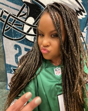 Kellee Stewart Instagram - Lord ,I’ve seen you do it for others. .. please DO IT for my BIRDS!!🦅💚 #superbowl #eaglesnation #eagles