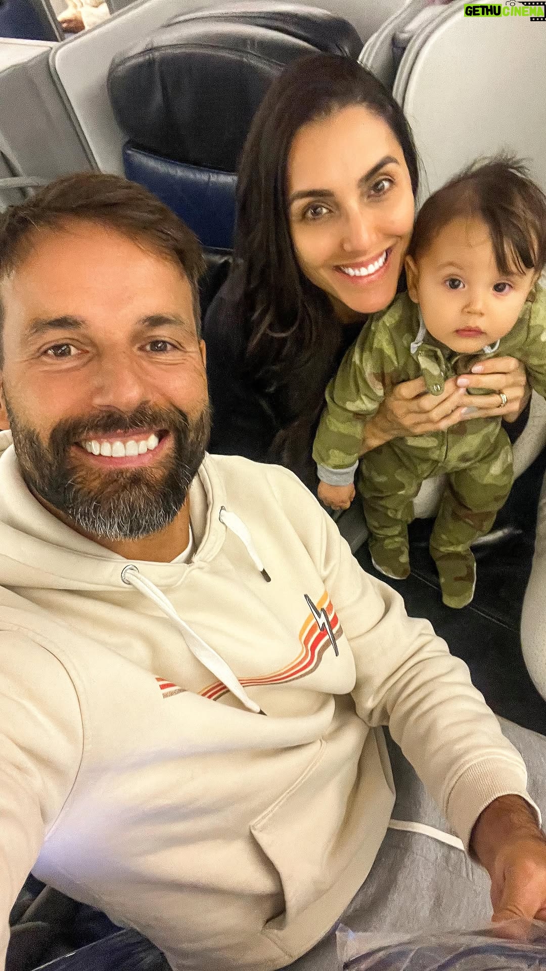 Kelly Baron - 7.2K Likes - Choro de despedida da familia que fica no
Brasil e o sorriso de alegria nas boas-vindas do Miguel ao conhecer a sua família Portuguesa ✈️ A partir de agora, o coraçãozinho do Miguel estará sempre dividido 🇧🇷🇵🇹🥲
Lidar com a saudade faz parte da nossa vida! Quem aí também têm as famílias distantes?