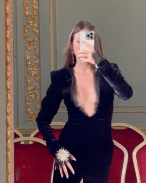 Kellyn Sun Instagram - I enjoyed this beautiful day in Paris, watching the show @saramrad, from hand-embroidered petals to innovative fabrics, this collection celebrates both the beauty of tradition and the momentum towards the future. 👏🏼

Thank you @giorgiaviolacom 🙏🏼