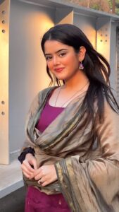 Actress Ketaki Kulkarni HD Photos and Wallpapers September 2025