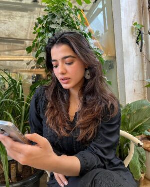 Ketika Sharma Instagram - #tb ✨

@shazzalamphotography