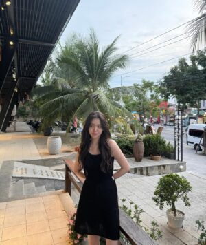 Kim Ji-eun Instagram - 🌴🏖️🥥🥖