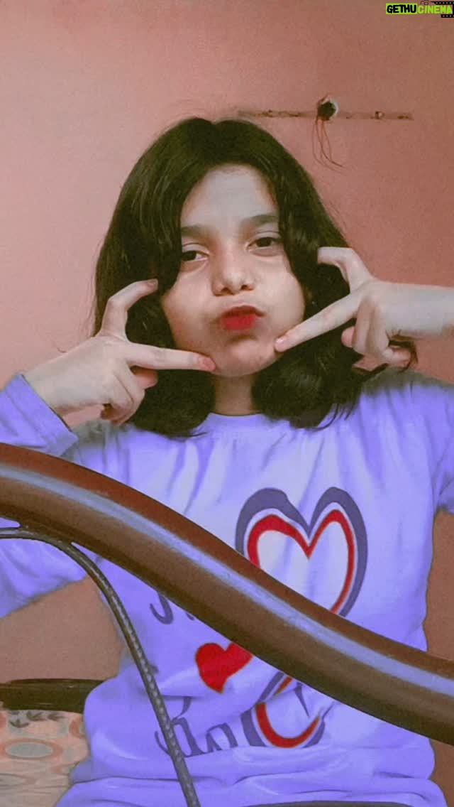 Kim Si-a - 18 Likes - It hits like a earthquake 🫨 @sooyaaa__