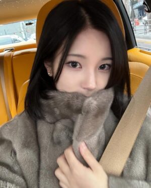 Kim So-hee Instagram - ❄️🏂🌨️🧣🧤