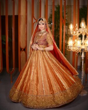 Kiran Haq Instagram - KIRAN! ❤️ 
Signature bridal campaign by @saminahairandmakeupstudio 

Mua/Hair: @saminahairandmakeupstudio 
Celeb: @kiranhaqofficial 
Dress: @sassy.thrift.store28 
Jewellery: @opalbymadihaihsan 
Location: @skinfinitybykiran

#celeberity #makeup #shoot #maribalviphotography #lahore #canada #pakistan #kiranhaq