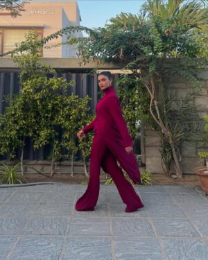 Kiran Haq Instagram - I’m a little bit obsessed with Me 🥰❤️