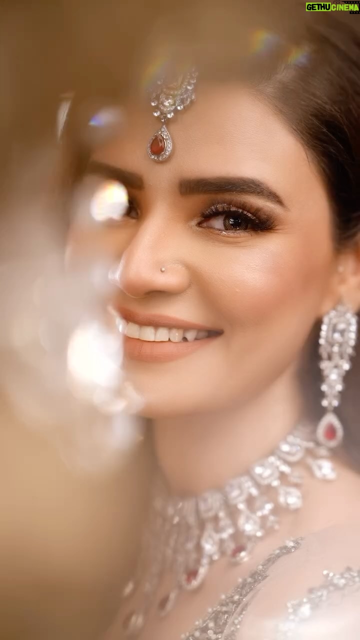 Kiran Haq - 3.3K Likes - Our skilled team guarantees the best treatment and services for your bridal makeover, making your special day even more unforgettable.
Book your appointment now: 0321-0907777.
Makeup & Styling : @skinfinitybykiran
Videography: @bilalsaeedphotography
Outfit: @saniahasancouture
Jewellery: @akjewelspk
Coordinator: @srprmanagement
